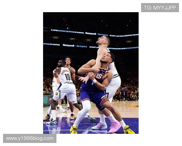 约基奇三双绝杀掘金击退太阳